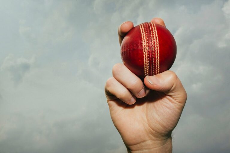 Exploring the role of home ground advantage in cricket betting